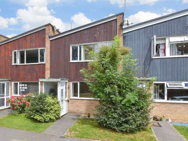 Cottage for sale in Fole, Surrey