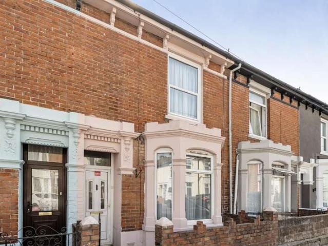 Cottage for sale in Buckland, City Of Portsmouth