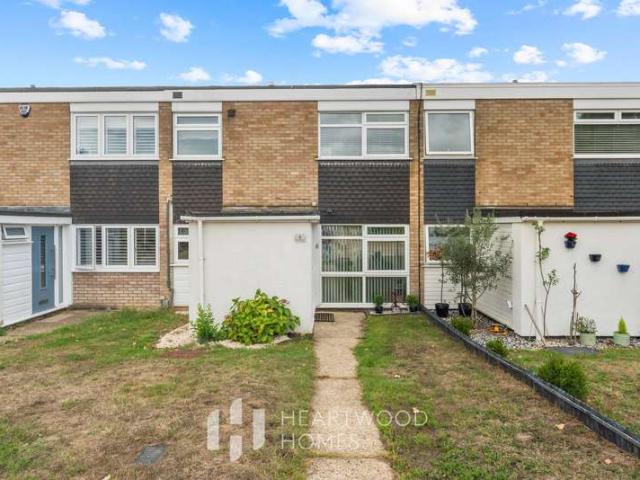 Cottage for sale in St Albans, Five Acres