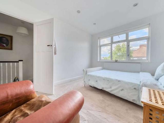 Terraced House for sale in Catford, Perry Vale