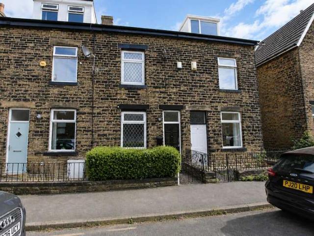 Cottage for sale in Apperley Bridge, West Yorkshire