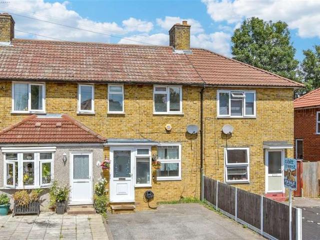 Cottage for sale in Rosehill, Greater London