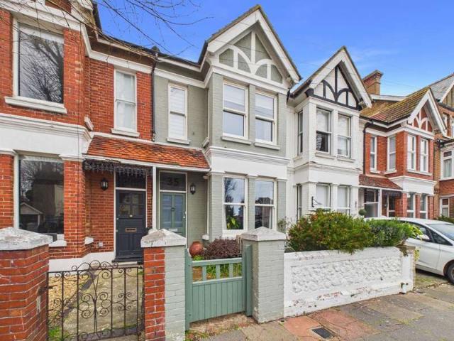 Cottage for sale in Worthing, West Sussex