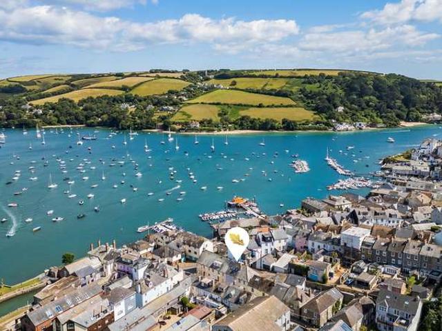 Cottage for sale in Strode, Devon