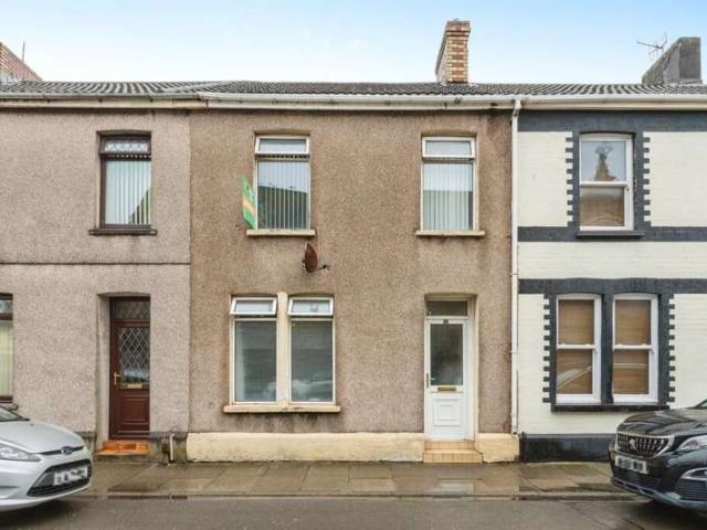 Cottage for sale in Aberavon