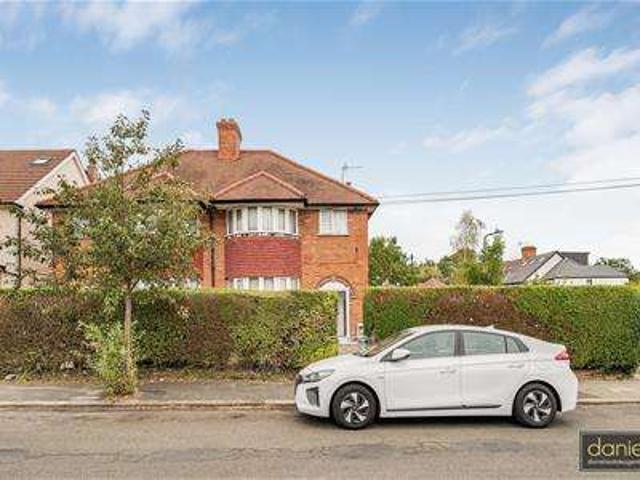 Cottage for sale in Sudbury, Greater London
