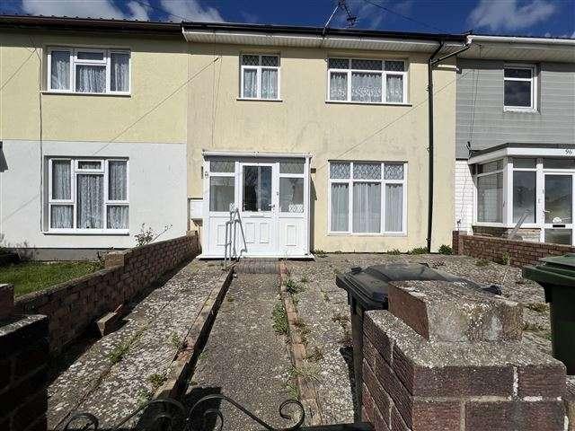 Cottage for sale in Port Solent, Portsmouth