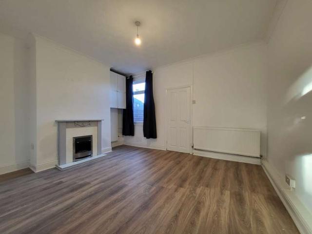 Cottage for rent in Thurnscoe, South Yorkshire