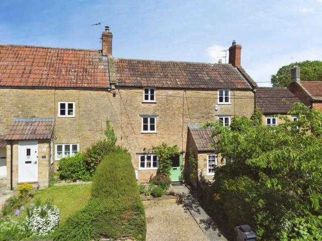 Cottage for sale in Tintinhull, Somerset