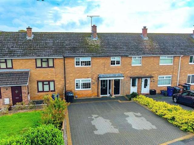 Cottage for sale in Burton upon Trent, East Staffordshire