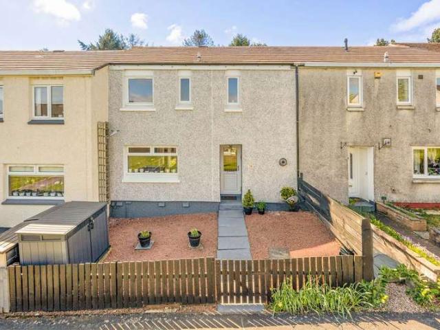 Cottage for sale in Deans