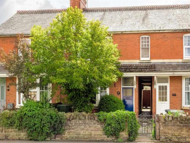 Cottage for sale in Finedon