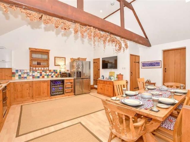 Cottage for sale in Midway, Kent