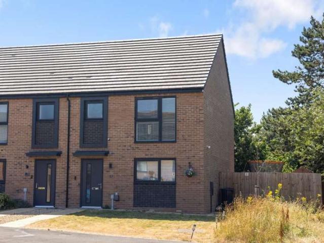 Cottage for sale in Feckenham, City Of Bristol