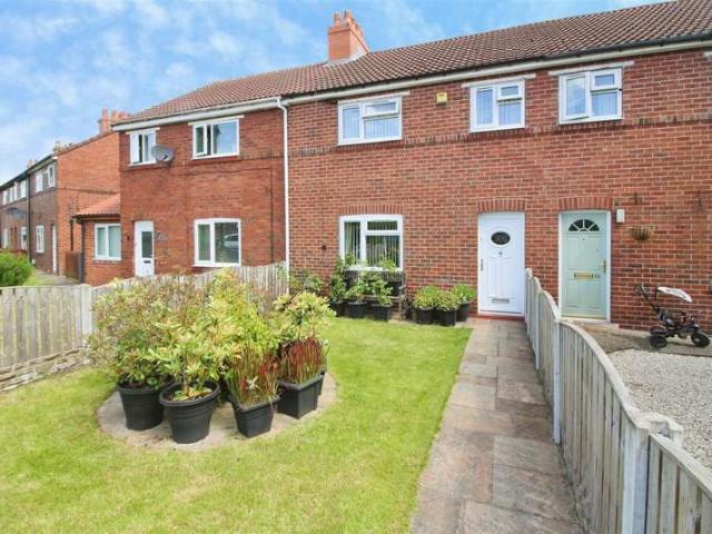 Cottage for sale in Allerton Bywater, West Yorkshire