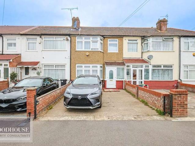 Cottage for sale in Freezywater, Greater London