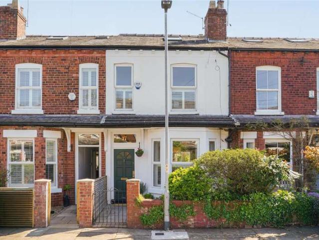 Cottage for sale in Georgia, Greater Manchester