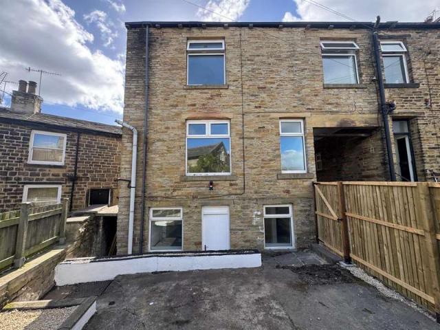 Cottage for sale in Simpson Green, Bradford