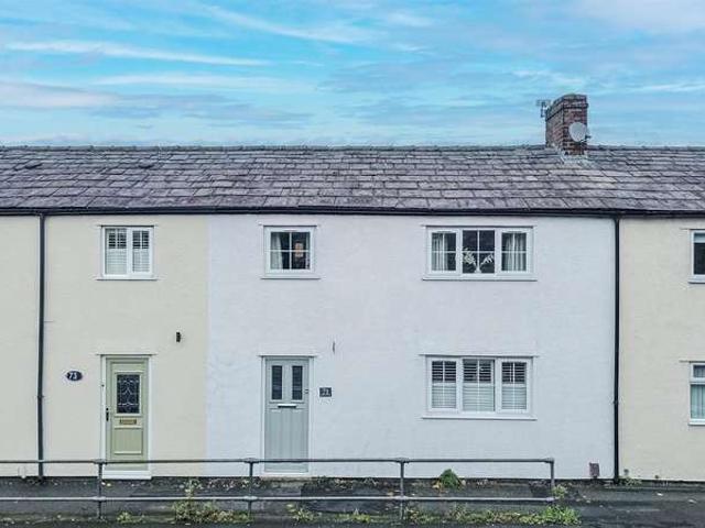 Cottage for sale in Stockton Heath, Warrington