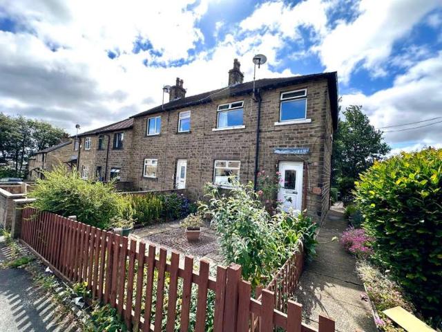 Cottage for sale in Milnsbridge, West Yorkshire