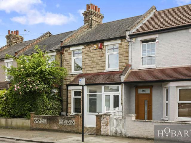Cottage for sale in Scotch Estate, Greater London