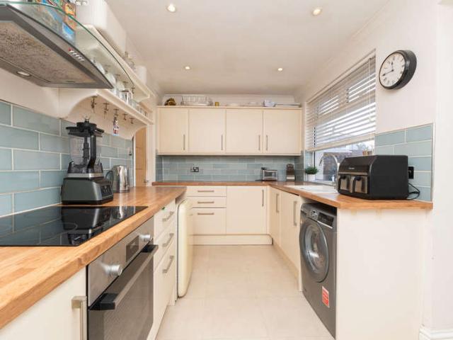 Cottage for sale in Kingswood, South Gloucestershire
