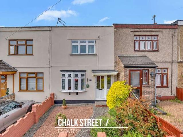 Cottage for sale in Upminster, Greater London
