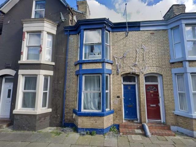 Cottage for sale in Cabbage Hall, Calderstones