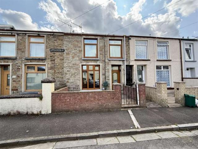 Cottage for sale in Gadlys, Aberdare