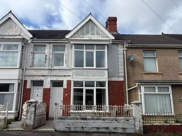 Cottage for sale in Bigyn, Llanelli