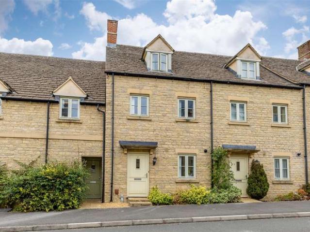 Townhouse for sale in Cirencester, Cotswold