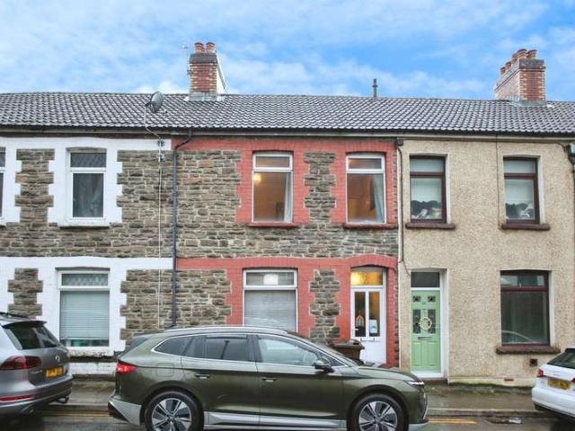 Cottage for sale in Llanbradach and Pwllypant, Caerphilly