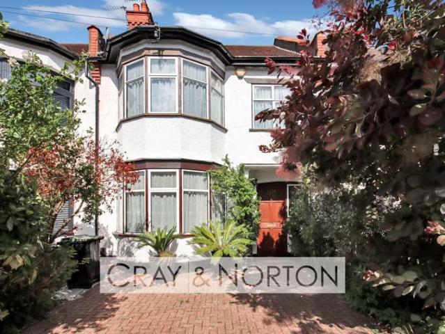 Cottage for sale in London Borough of Croydon, Addiscombe