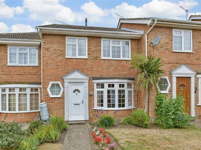 Cottage for sale in Grove Park, Oad Street
