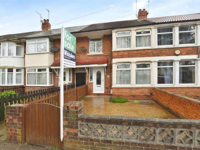Terraced House for sale in Hull, Avenues