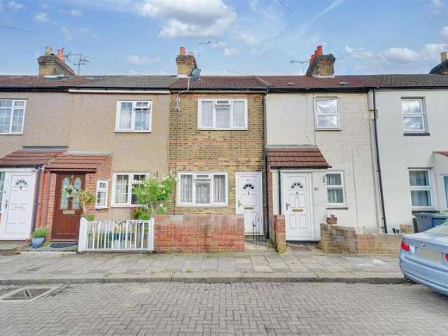 Cottage for sale in Broxbourne, Hertfordshire
