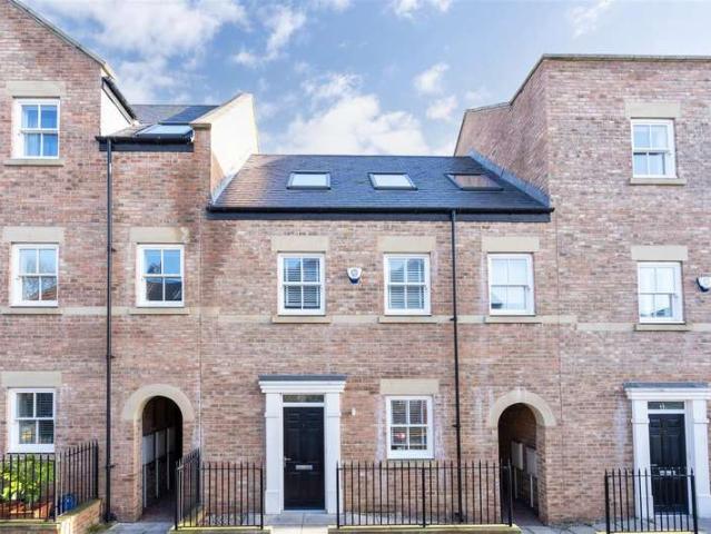 Cottage for sale in Preston, North Shields