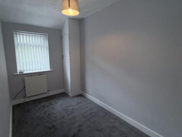 House for rent in Thatto Heath, St Helens