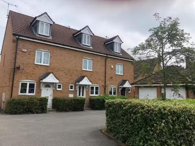House for rent in New Bilton, Warwickshire