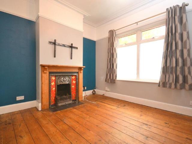 Terraced House for rent in Abington