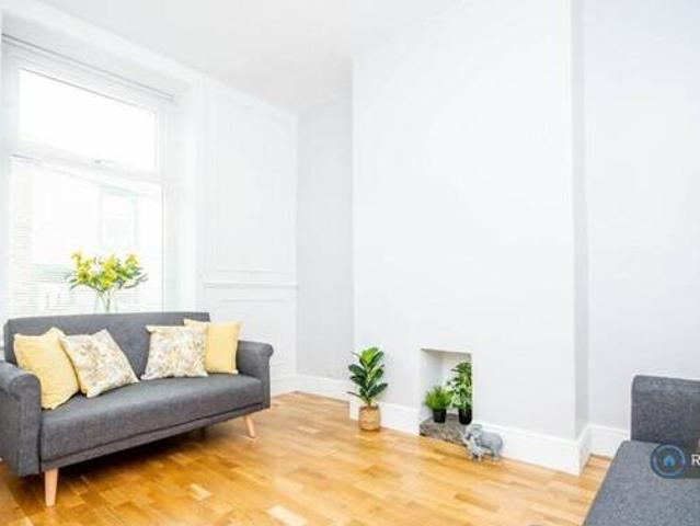 House for rent in Milnshaw, Backburn