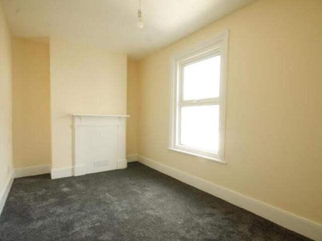 Cottage for rent in Sheerness, Oad Street