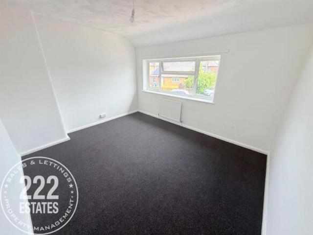 Cottage for rent in Longford, Warrington