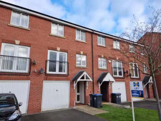 House for rent in New Bilton, Warwickshire