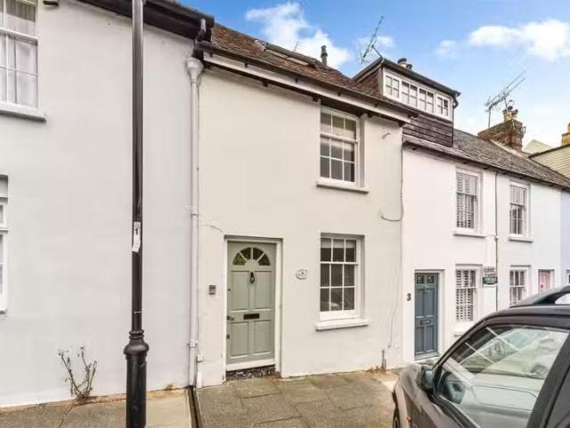 House for rent in Arundel, Clapham