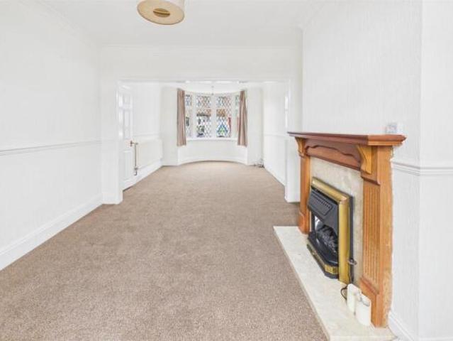Cottage for rent in Binley, West Midlands