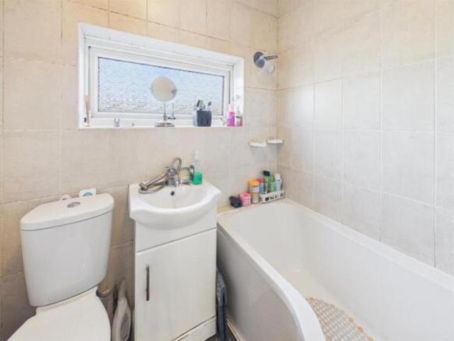 Cottage for rent in Cheylesmore, West Midlands