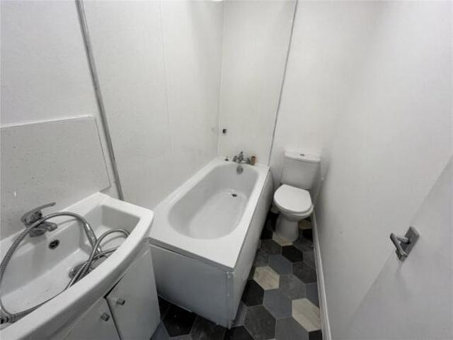 Cottage for rent in Harehills, West Yorkshire