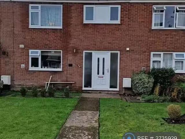 House for rent in Emscote, Green Close
