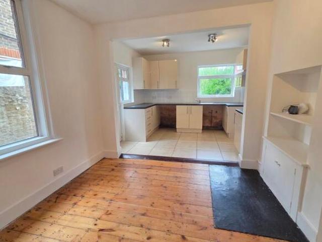 Cottage for rent in Eastbourne, East Sussex